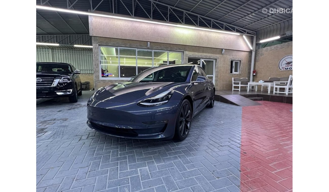 Tesla Model 3 Performance