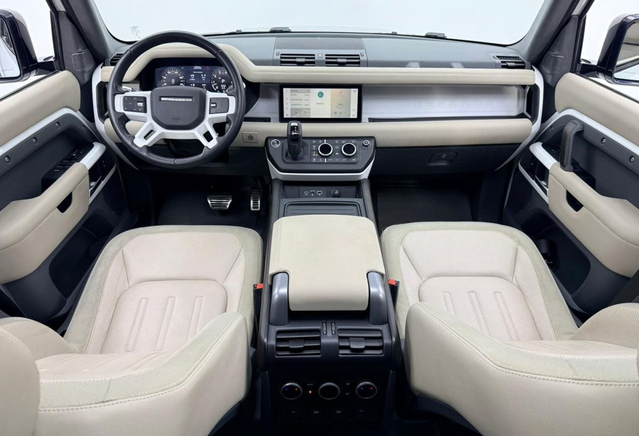 Land Rover Defender 2020 Land Rover Defender 110 SE P400, Warranty, Service History, Excellent Condition, GCC