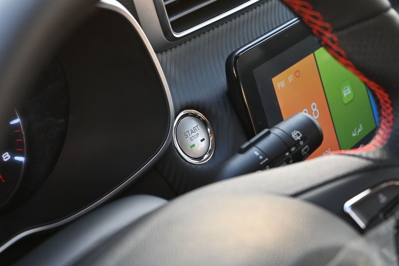 أم جي ZS MG ZS Comfort 1.5L Petrol Color Silver Model 2025