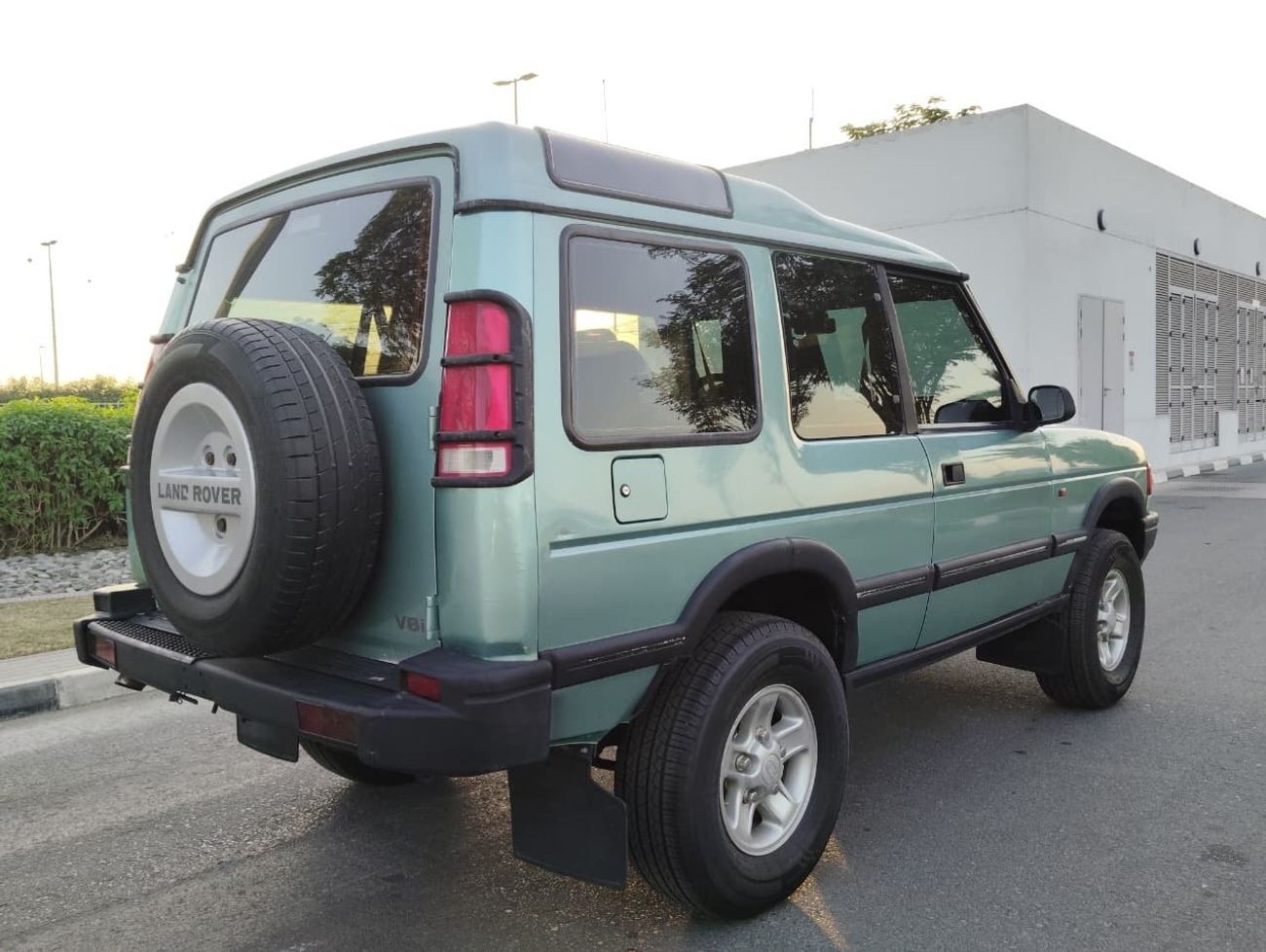 لاند روفر دسكفري