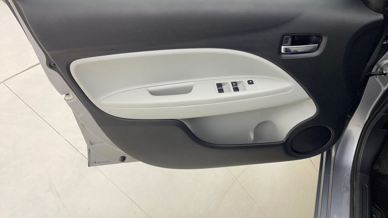 ميتسوبيشي اتراج GLX HIGHLINE 1.2 | بدون دفعة مقدمة | اختبار القيادة في المنزل