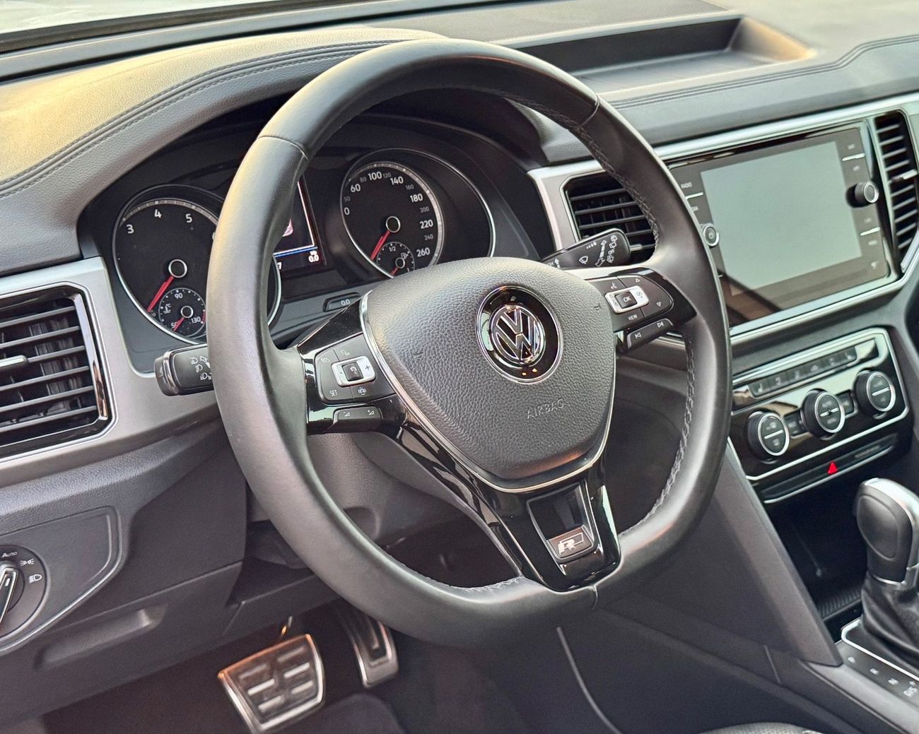 Volkswagen Teramont R LINE