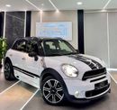 Mini Countryman John Cooper Works 1.6L UNIQUE JOINS COOPER WORKS || ACCIDENT FREE || GCC || PANORAMIC ROOF