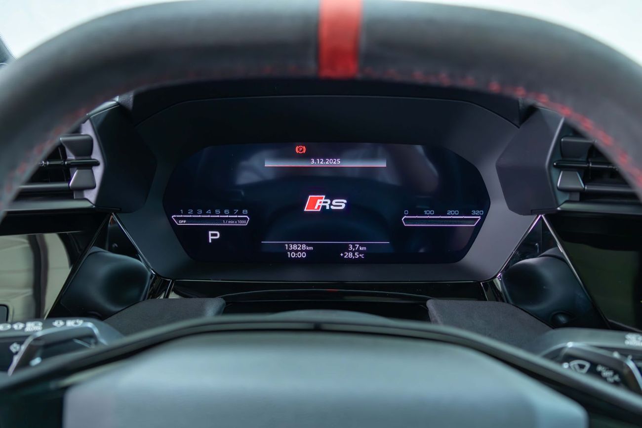 Audi RS3 TFSI quattro 2.5L Sedan Full Option Car - Carbon RS Seats - Kemora Grey - 2025