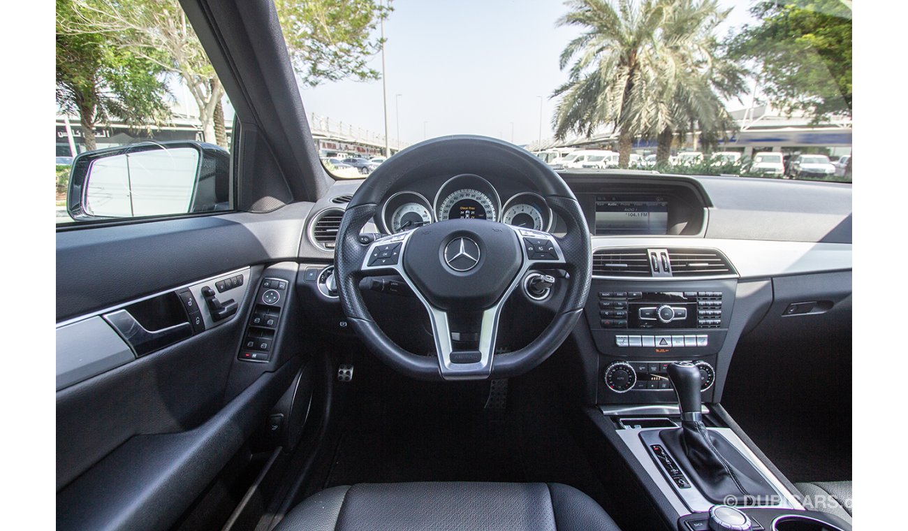 Mercedes-Benz C200 2014 - ZERO DOWN PAYMENT - 865 AED/MONTHLY - 1 YEAR WARRANTY