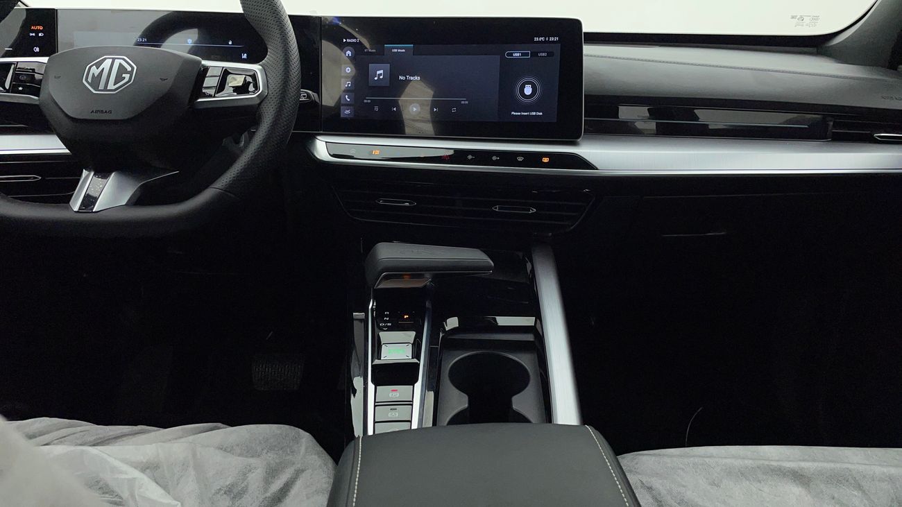 أم جي وان LUXURY 1.5 | بدون دفعة مقدمة | اختبار قيادة مجاني للمنزل