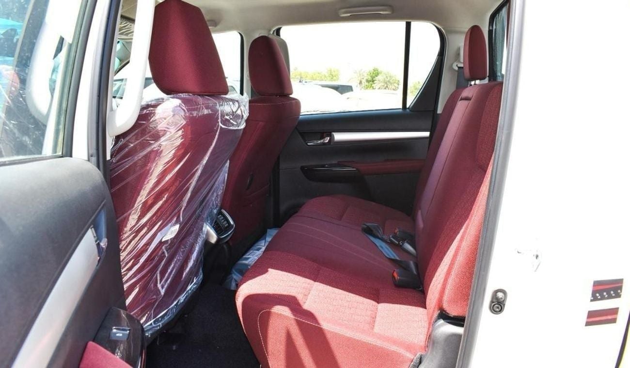 تويوتا هيلوكس S GLX 2.7L 4WD A/T S GLX 2.7L 4WD, KEYLESS ENTRY, PUSH START, SEAT COOLER , MODEL 2024 SAUDI SPECS