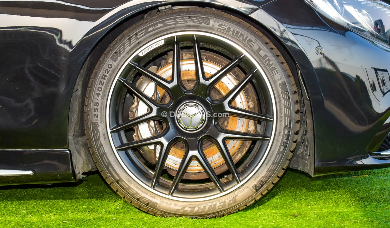 Mercedes-Benz S 63 AMG Coupe