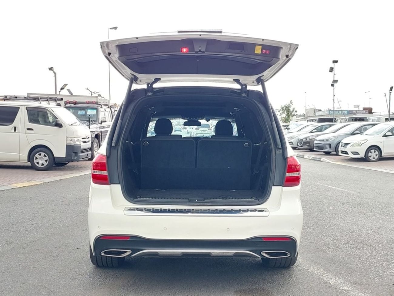 مرسيدس بنز GLS 550 MERCEDES-BENZ GLS 550 SUV LHD 2016 MODEL 4.7 PETROL AUTOMATIC (PM18220)