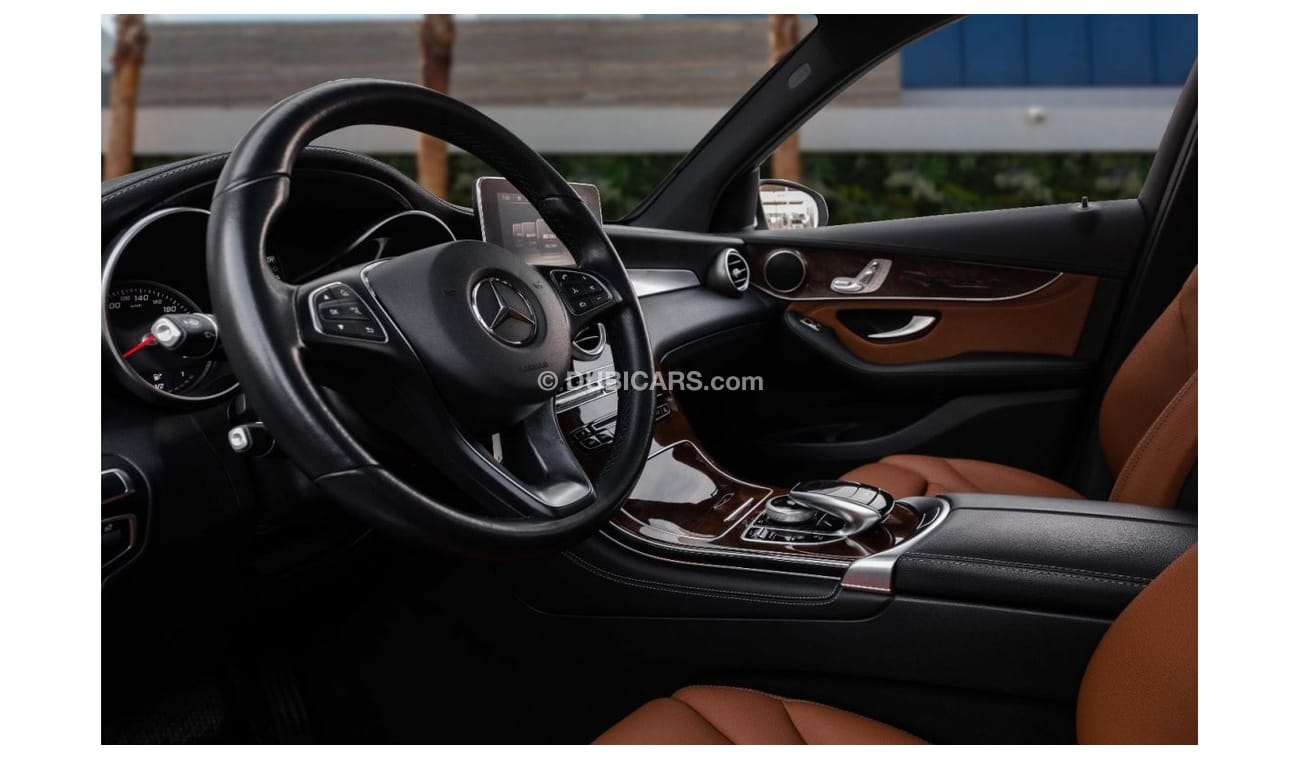 Mercedes-Benz GLC 350 Hybrid | 3,329 P.M  | 0% Downpayment | Perfect Condition!