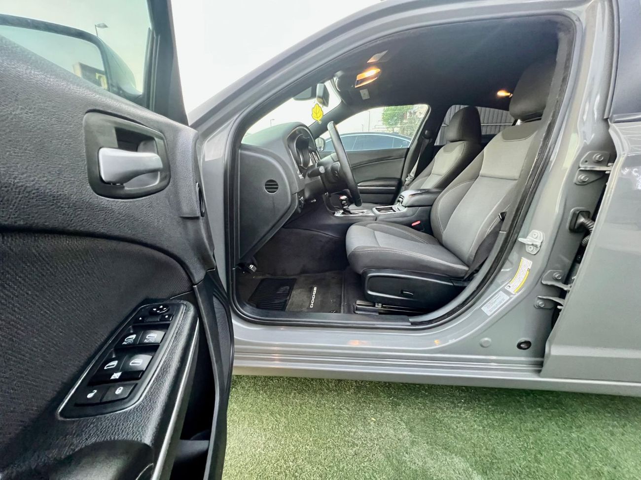 Dodge Charger SXT 3.6L free accedant original paint warranty one year