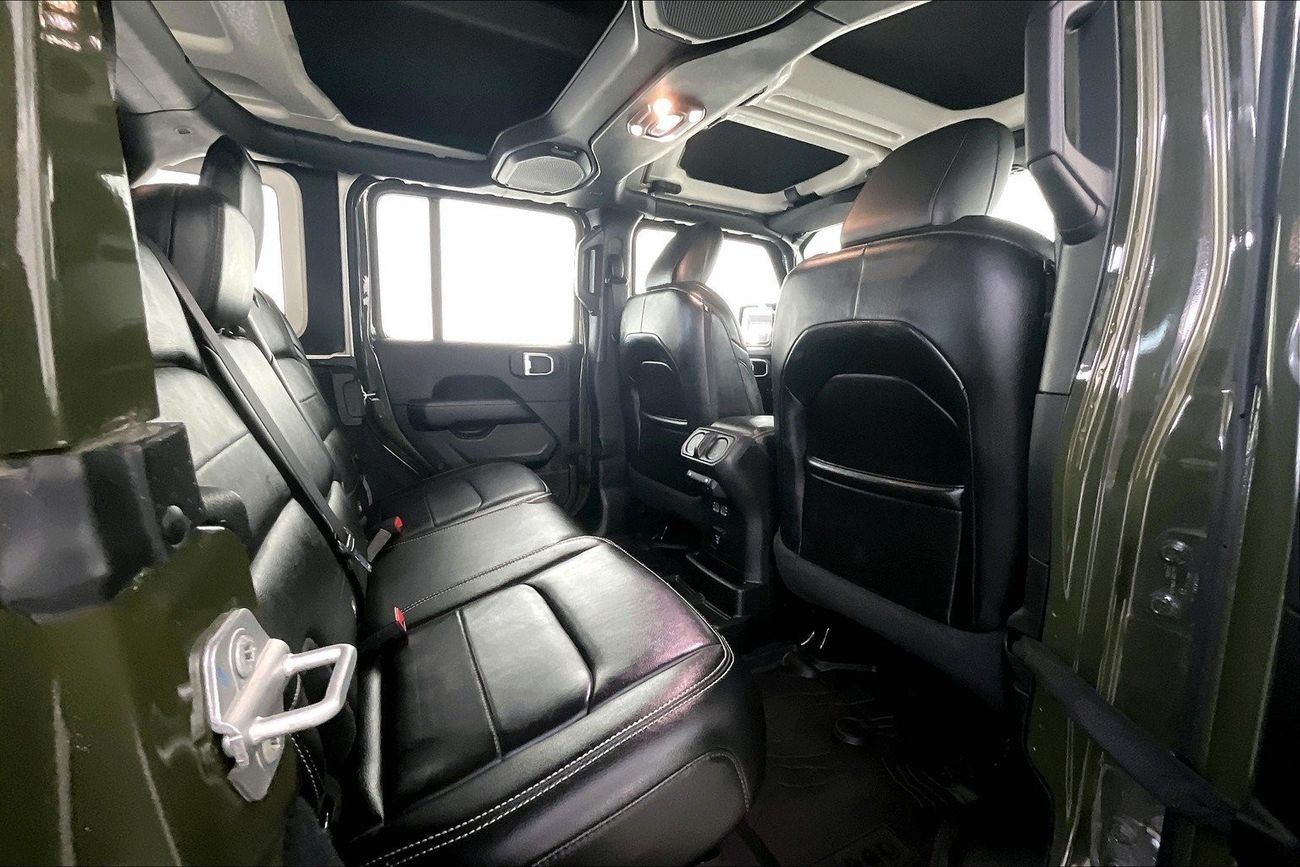 جيب رانجلر Sahara Plus Unlimited | شامل الضمان | 0 ﺪﻔﻋﺓ ﺃﻮﻟﻯ