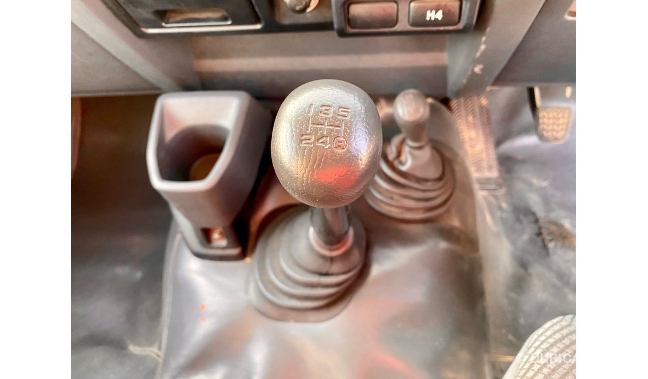 Toyota Land Cruiser 70 Toyota Landcruiser hard top RHD Diesel engine 1HZ car very clean and good condition