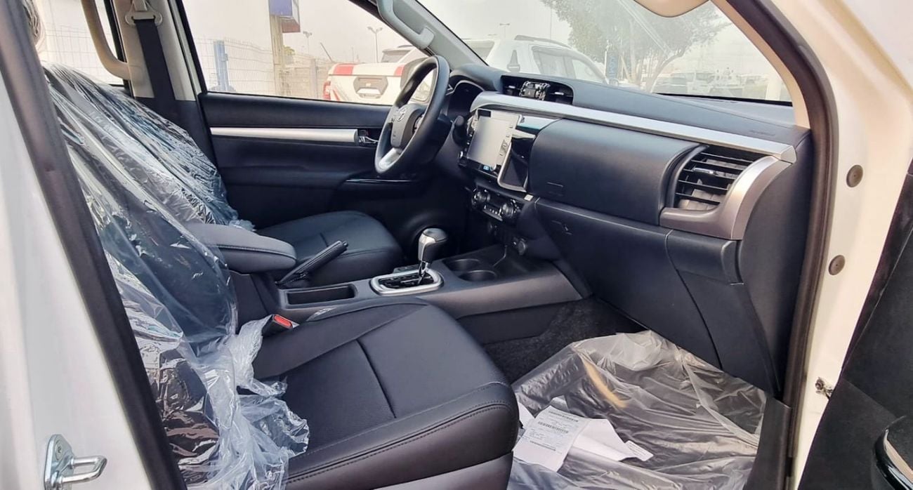 Toyota Hilux SGLX 2.4L DIESEL 4X4 LEATHER SEATS MY2025