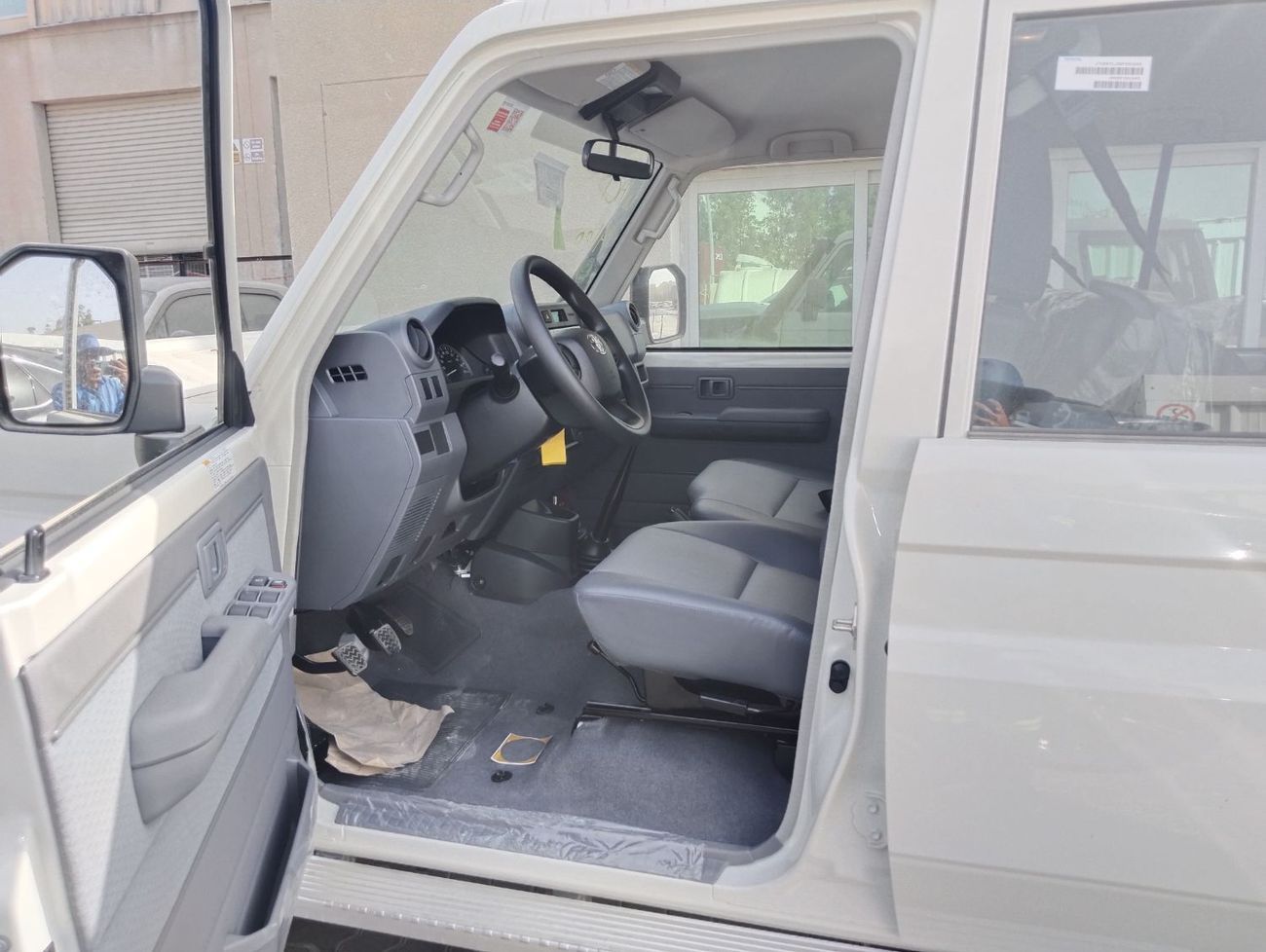 Toyota Land Cruiser NEW TOYOTA LAND CRUISER LC 76 LX 4.2L V6 DIESEL 4WD MODEL 2025