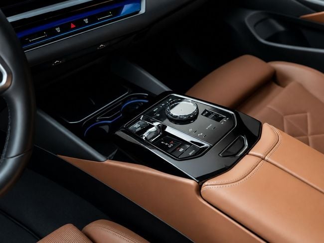 BMW 5 Series M SPORT, миниатюра 29