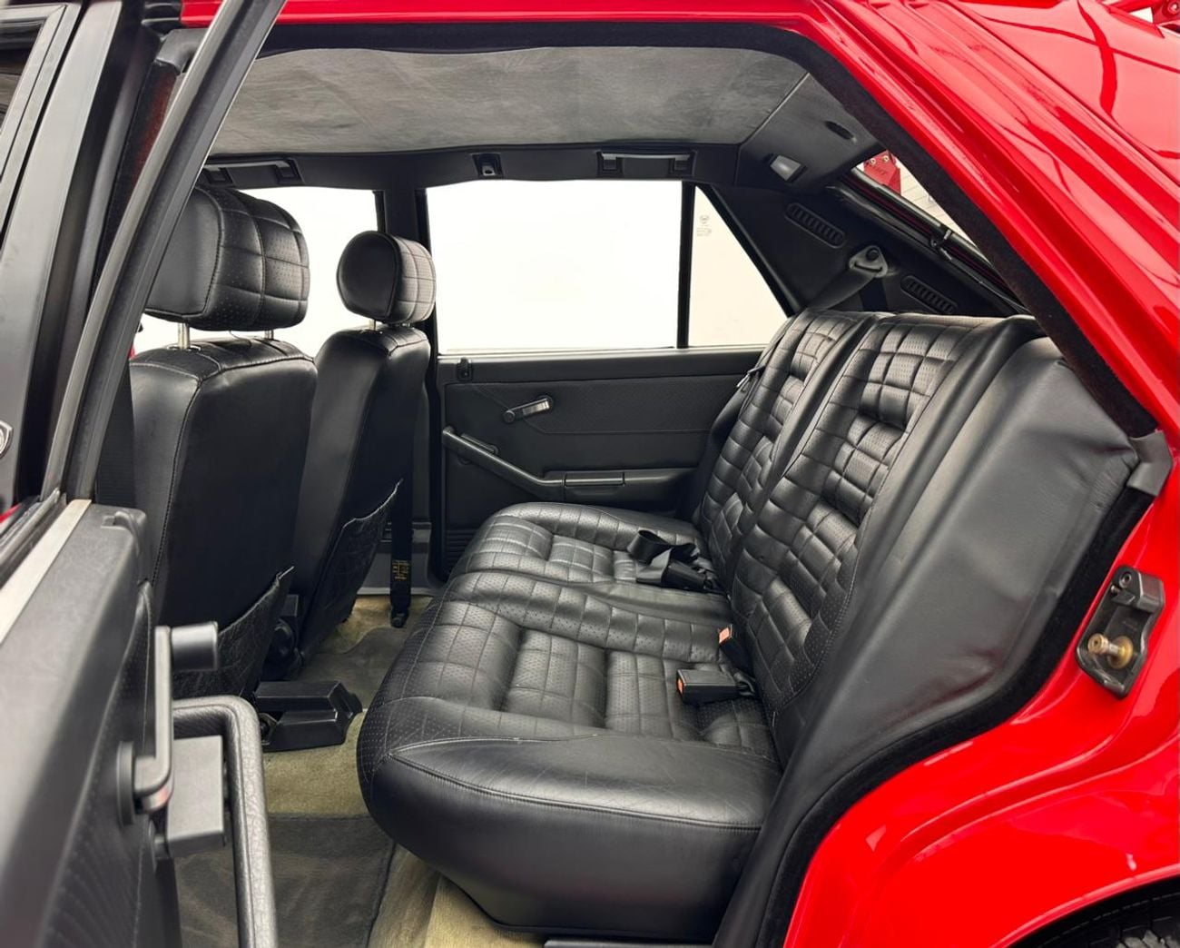 لانسيا دلتا 1992 Lancia Delta HF Integrale Evo I - The Ultimate Rally Icon