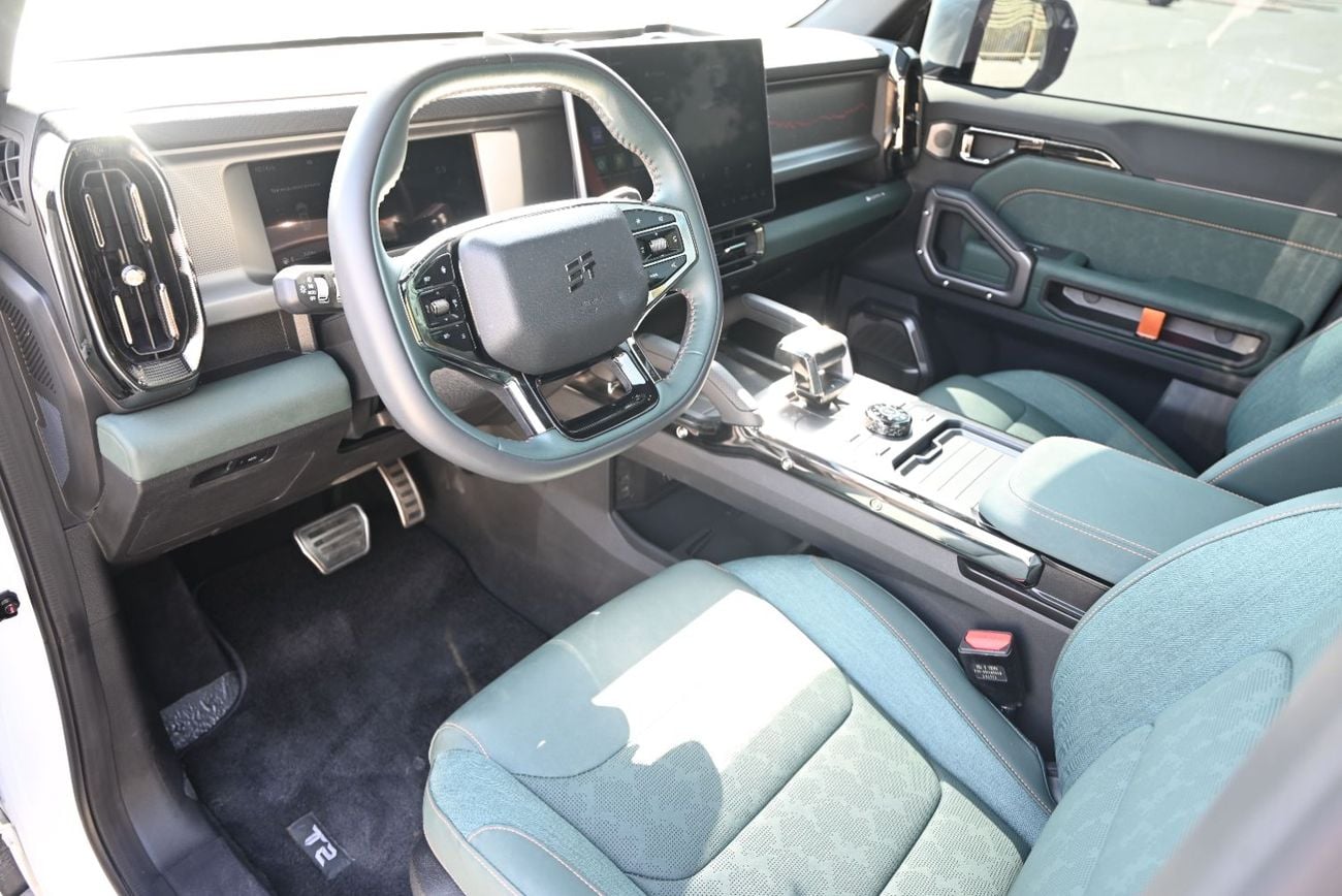 Jetour T2 HOT DEALS - EMI 2,060 AED - GCC - JETOUR T2 LUXURY PLUS