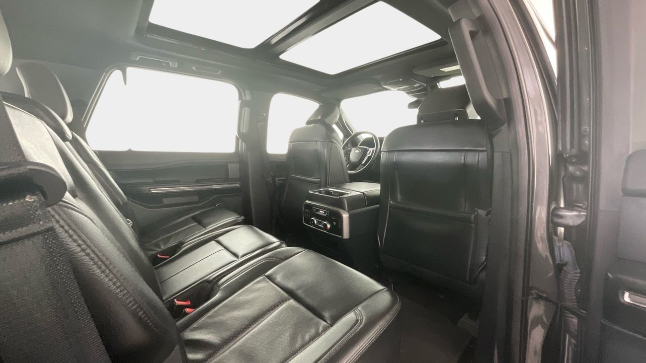 Ford Expedition 3.5 XLT AUTO NAV LTHR | Guaranteed Warranty | 0 Down Payment