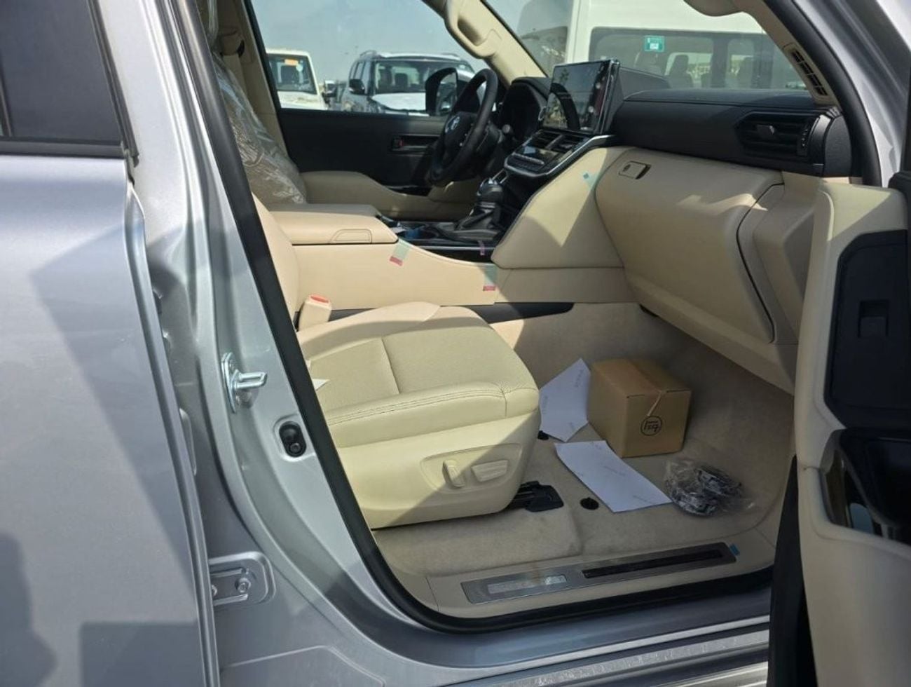 تويوتا لاند كروزر 4.0L PETROL GXR 2024 GCC