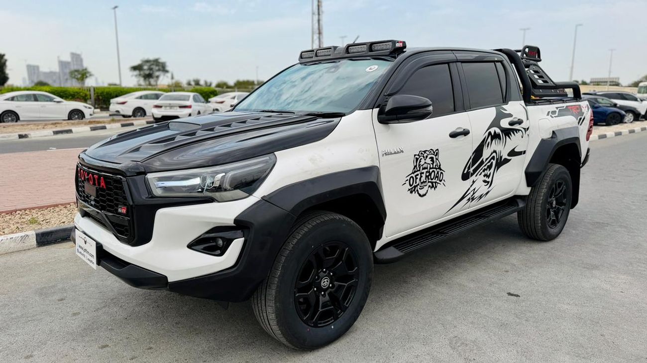 تويوتا هيلوكس -