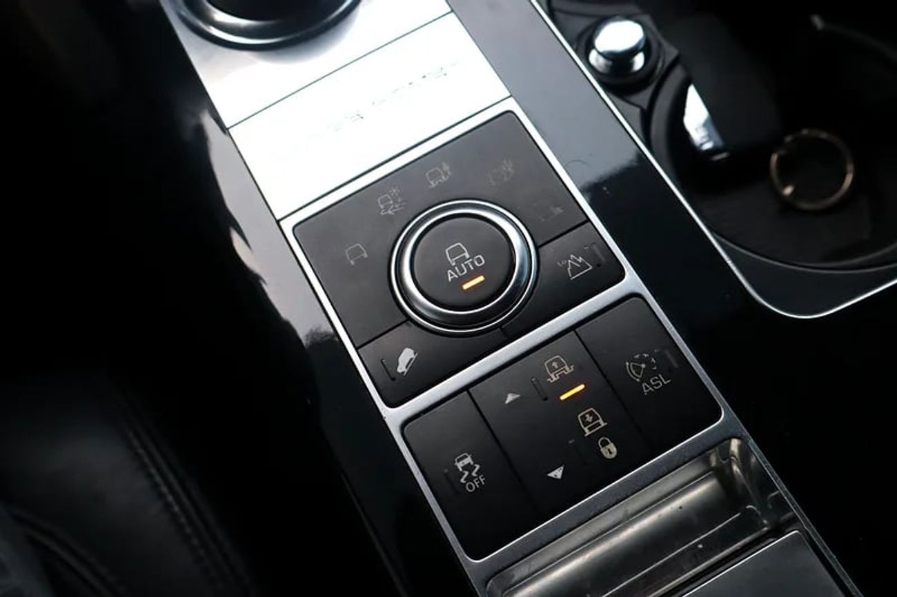 Land Rover Range Rover Supercharged 5.0L