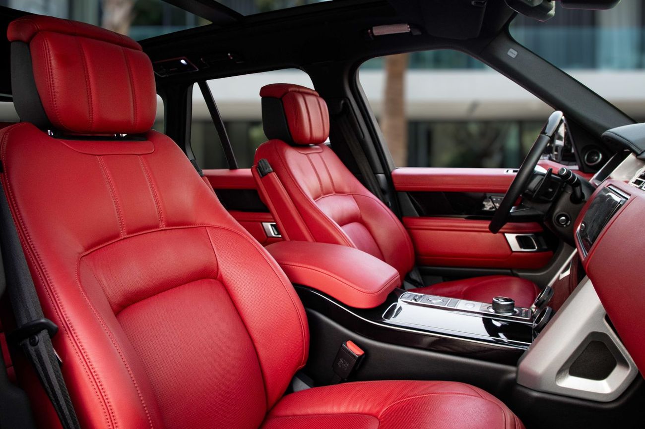 Land Rover Range Rover 4,308 P.M  | 0% Downpayment | Vogue SE V8 | Full Al Tayer History!