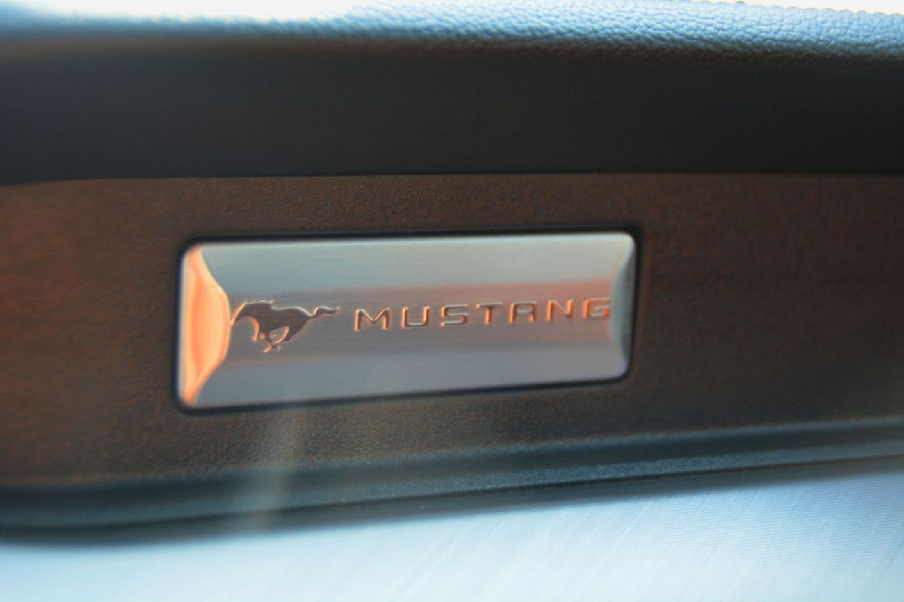 فورد موستانج GT Premium 5.0L (435 HP) Convertible A/T