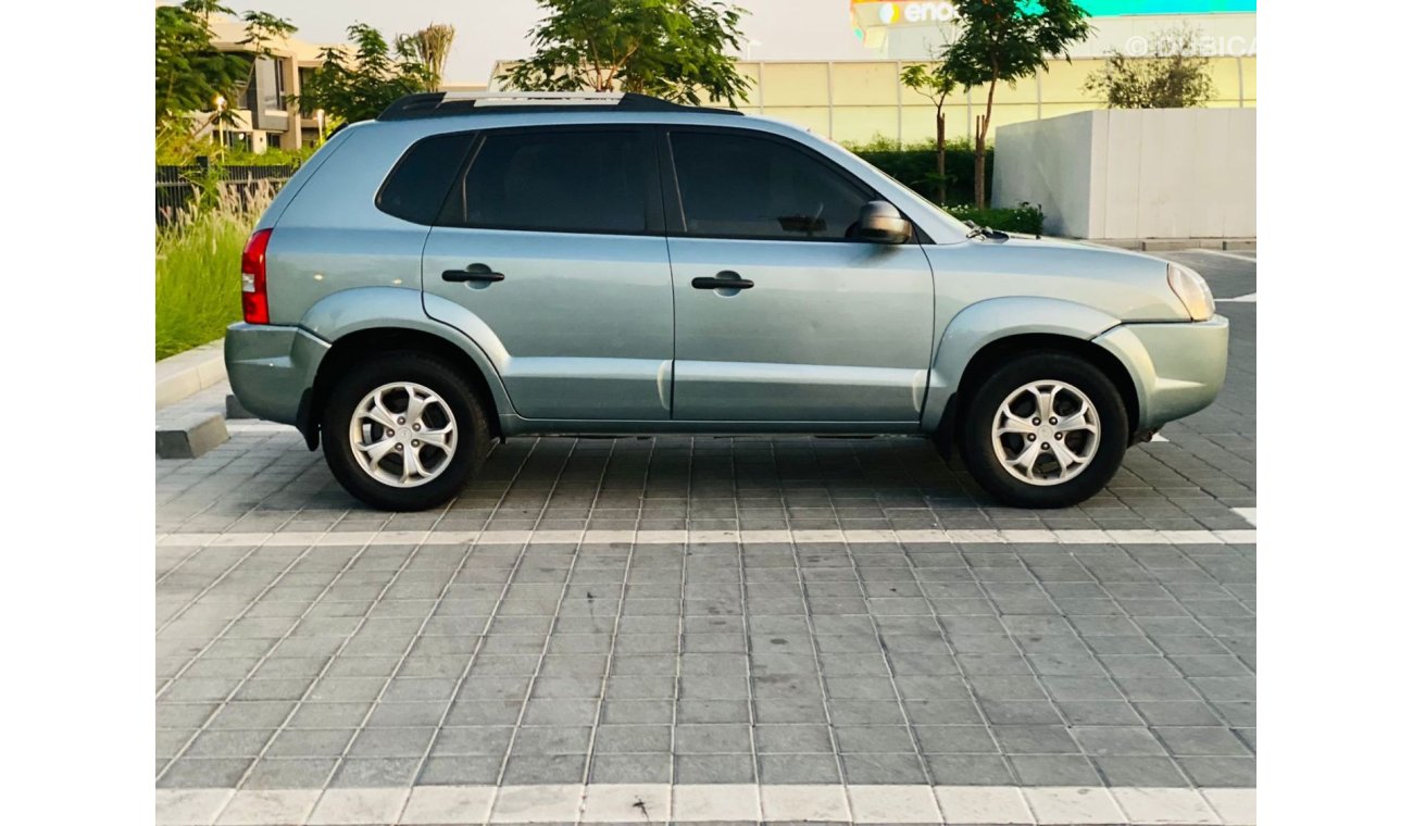 Hyundai Tucson Tucson SE || GCC || V6 || 4WD || Very Well Maintained