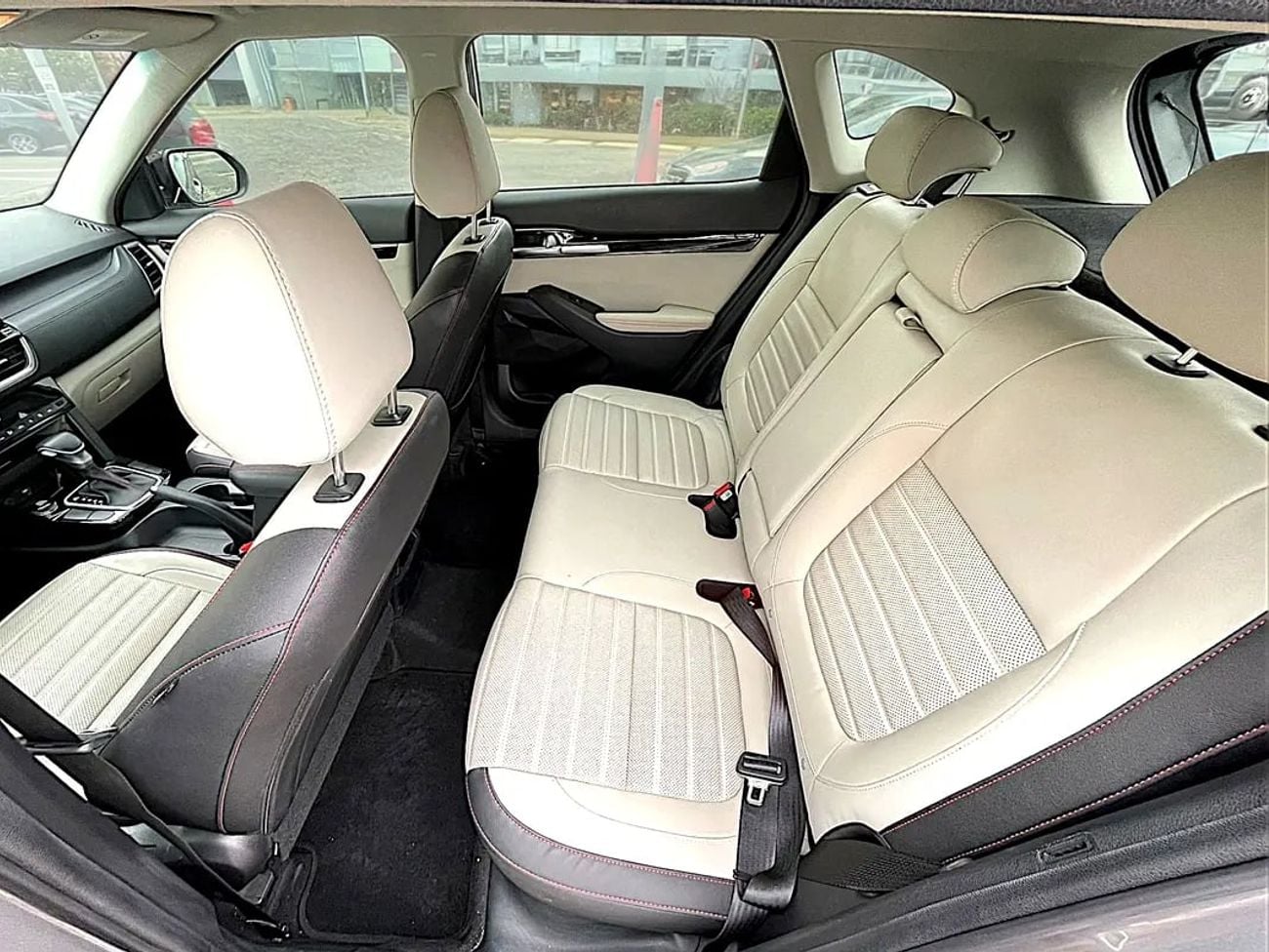 Kia Seltos GT Line 1.6L 976 P.m | GT Line GCC Specs - Excellent Condition | Under warranty