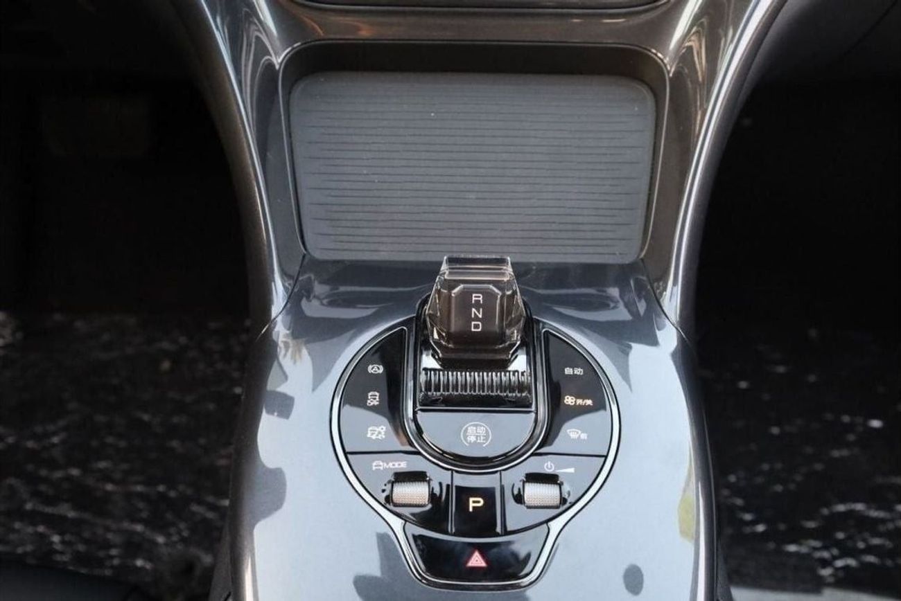 بي واي دي e2 BYD_E2_LUXURY_405KM_2024