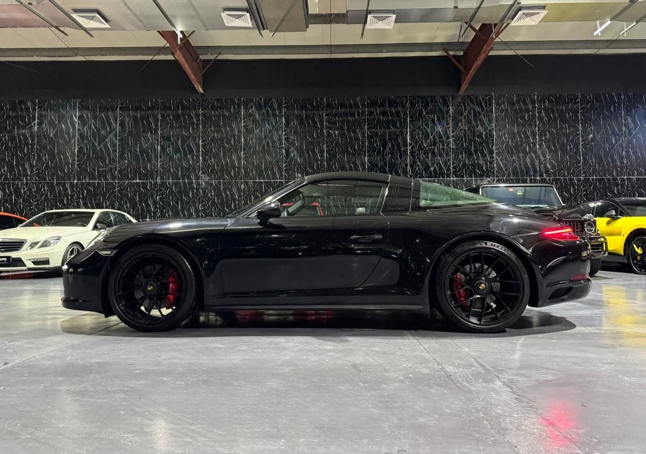 بورش 911 TARGA 4GTS