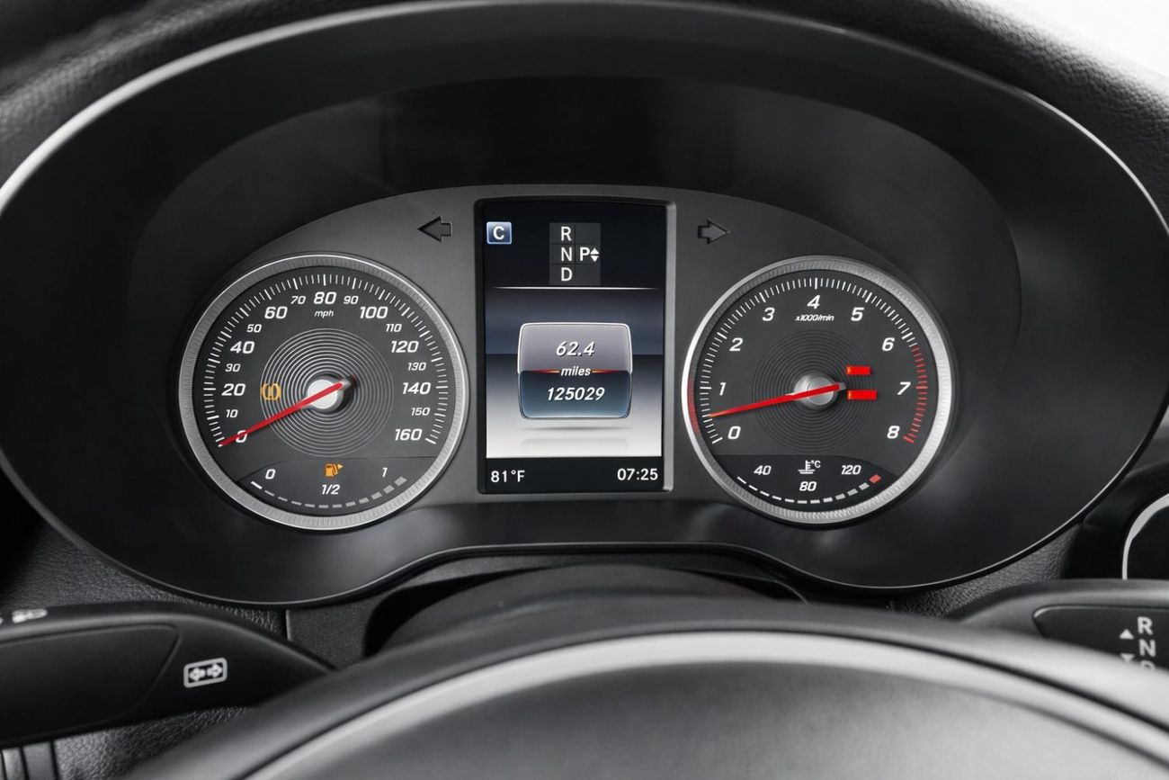 Mercedes-Benz C 300 Coupe AED 1,535 / Monthly l  0% Downpayment l C300 Coupe l Excellent Condition