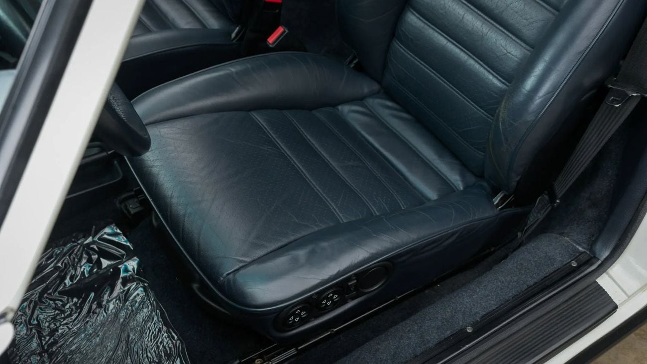 Porsche 911 Carrera Coupe G50