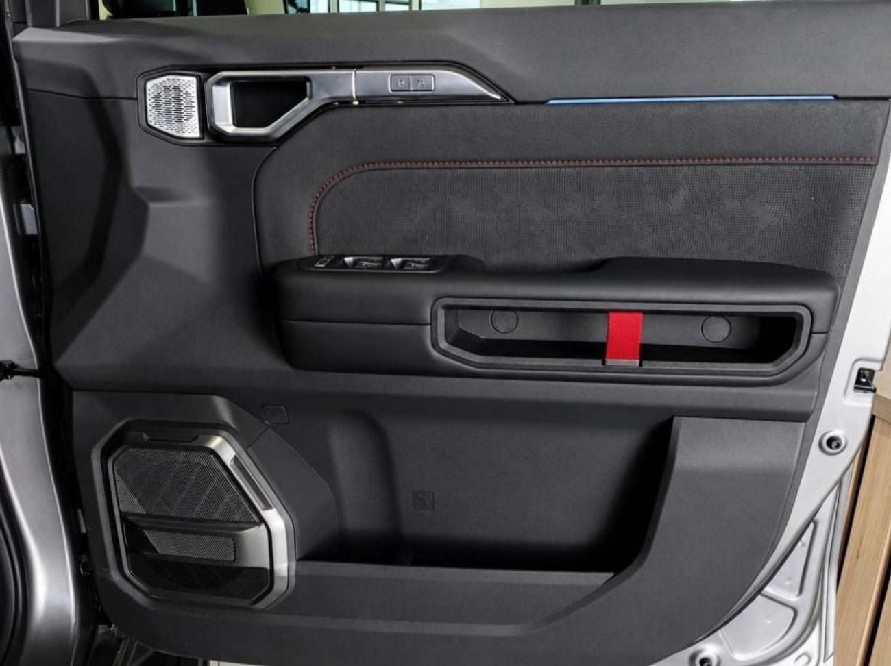 Jetour T2 LUX
