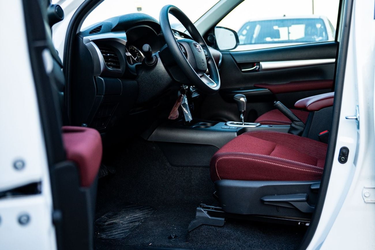 Toyota Hilux Toyota Hilux Pick-up 2.7L  RWD 2026 Automatic