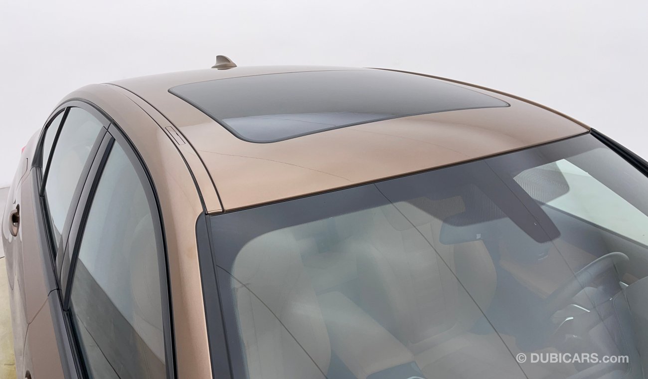 بي أم دبليو 330i 330i 5700