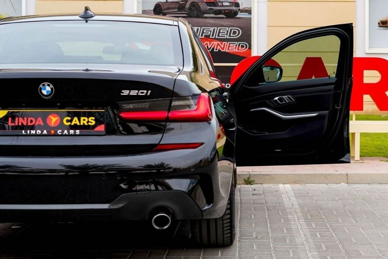 بي أم دبليو 320 M سبورت