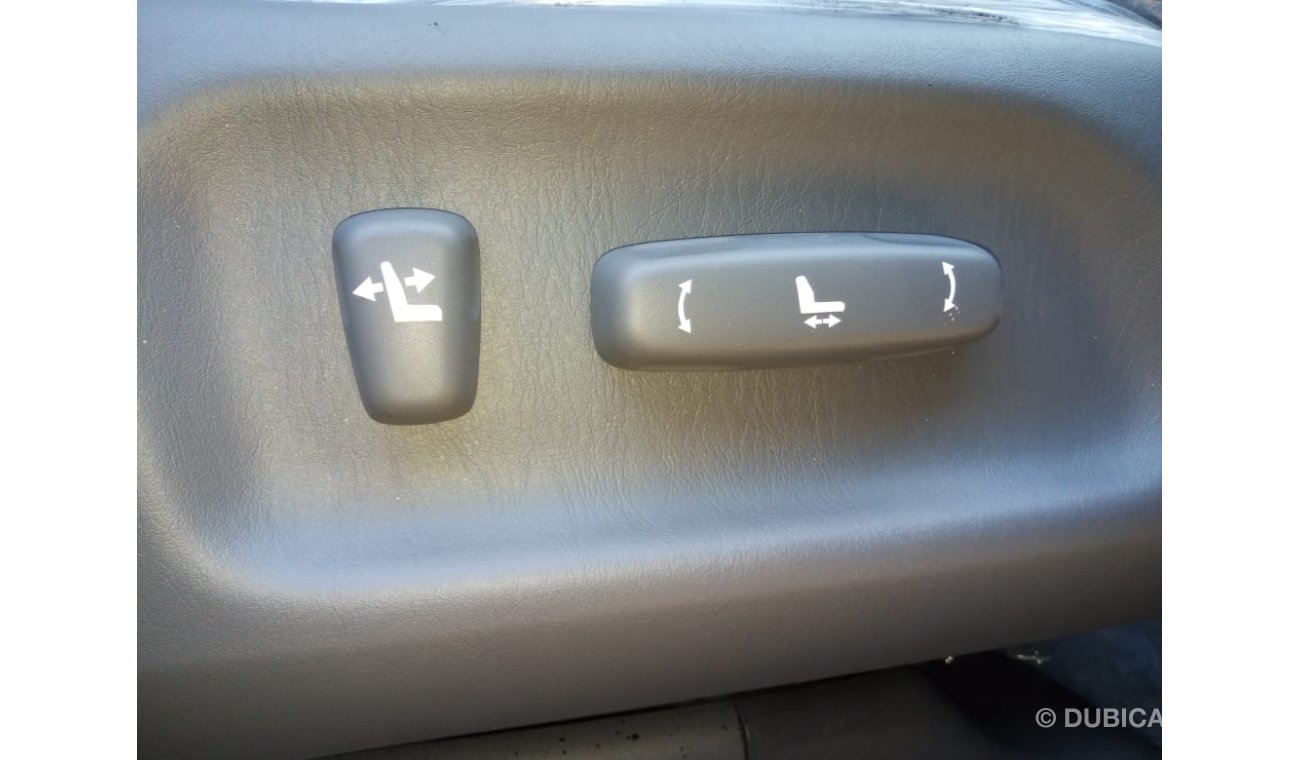تويوتا برادو 2013- Face-Lifted Dark Blue; Automatic, [Right-Hand Drive], Leather Seats, Coolant Box, Perfect GXL