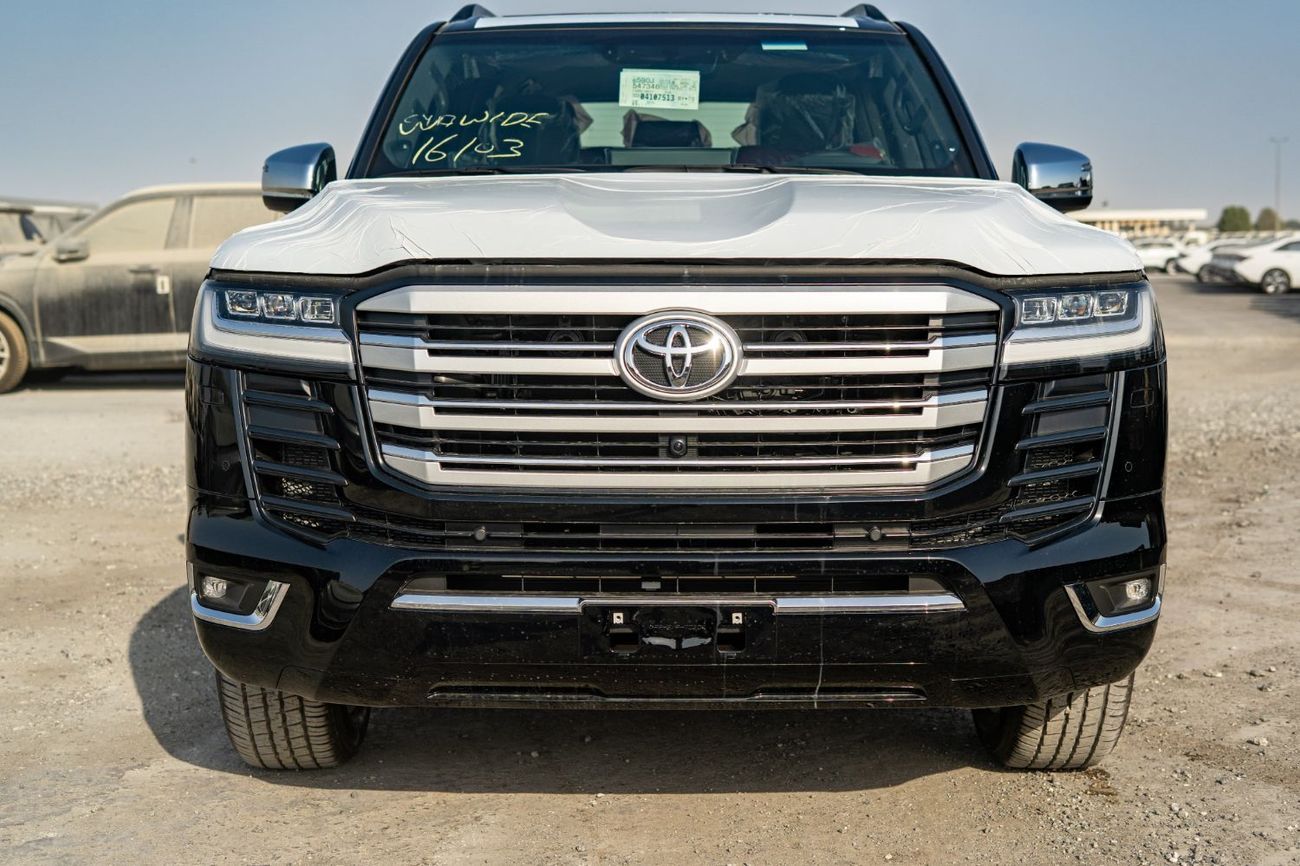 تويوتا لاند كروزر Landcruiser VXR without radar black with red and seats
