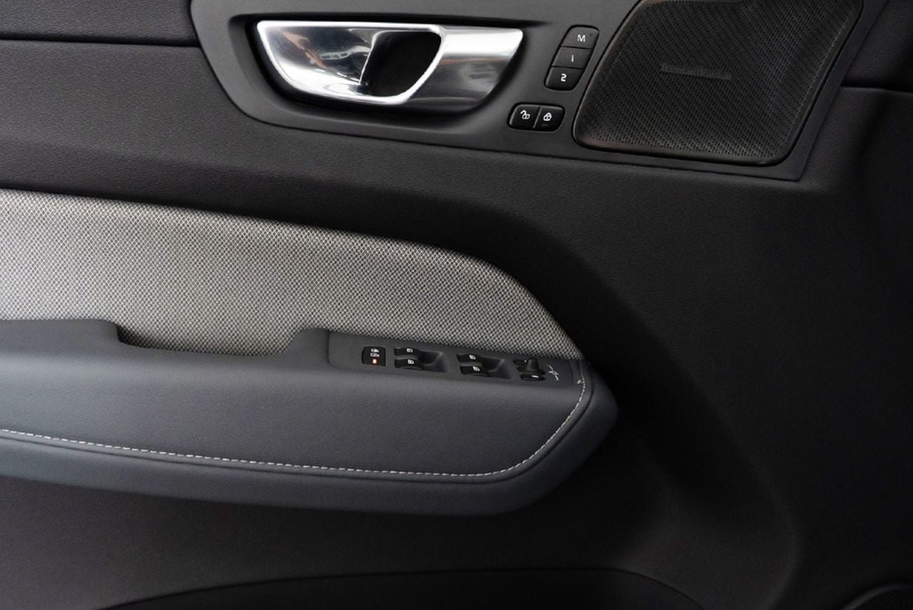 فولفو XC 60 T5 R Design 2.0L