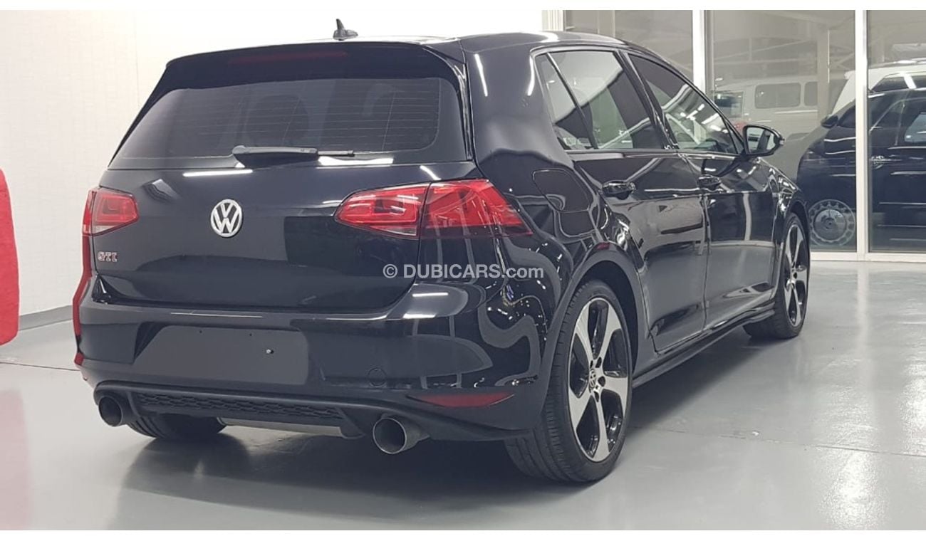 Volkswagen Golf GTI stage 2