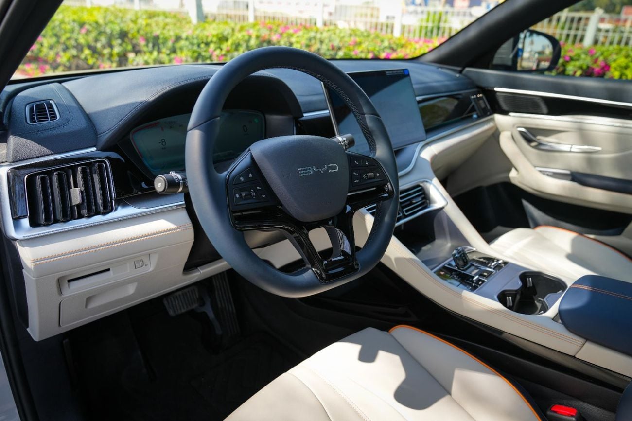 BYD Song Plus DM i 2026!! GCC SPECS!! WARRANTY AND SERVICE CONTRACT FROM AL FUTTAIM