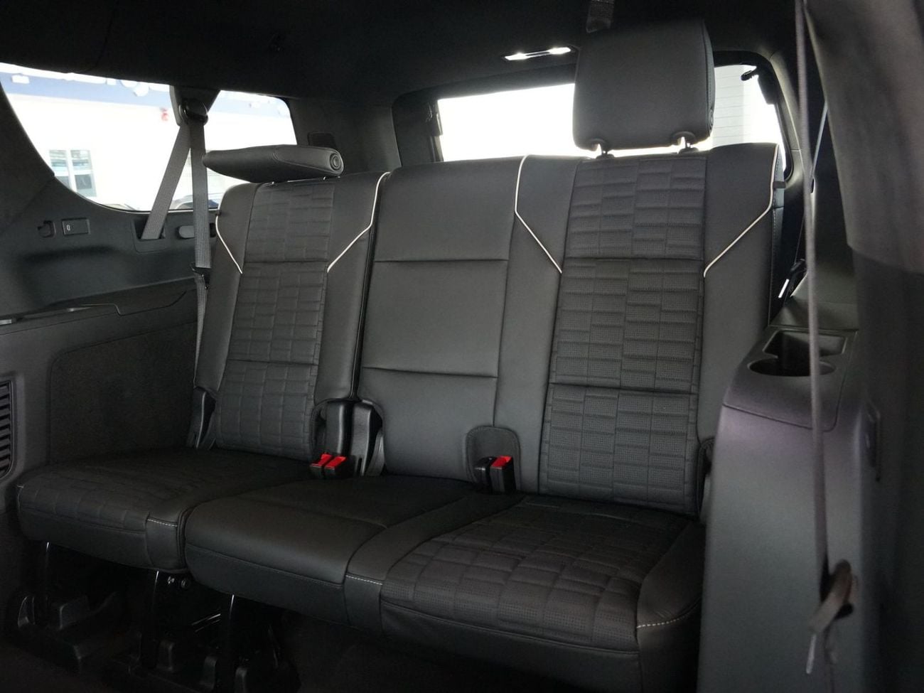 كاديلاك إسكالاد 2026 ESCALADE ESV SPORT PLATINUM CAPTAIN SEATS BRAND NEW 0KM