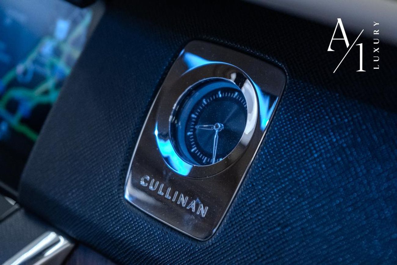 Rolls-Royce Cullinan 2019 Rolls Royce Cullinan, Warranty, Full Rolls Royce Service History, VIP Seats, Full Options, GCC