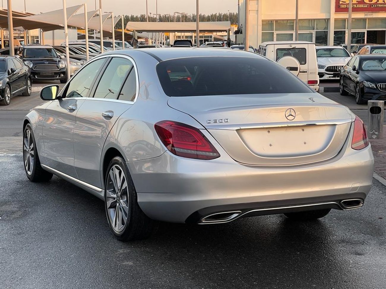 Mercedes-Benz C 300 Premium Mercedes C300 _USA_2020_Excellent Condition _Full option