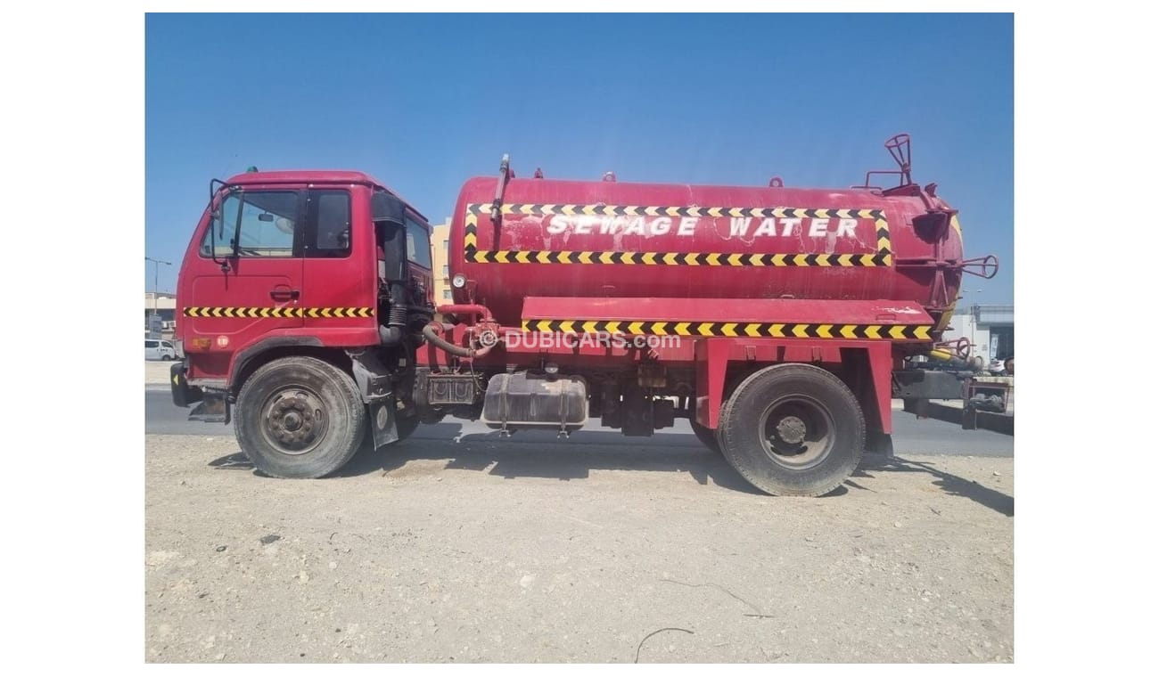 Nissan United Diesel Disel