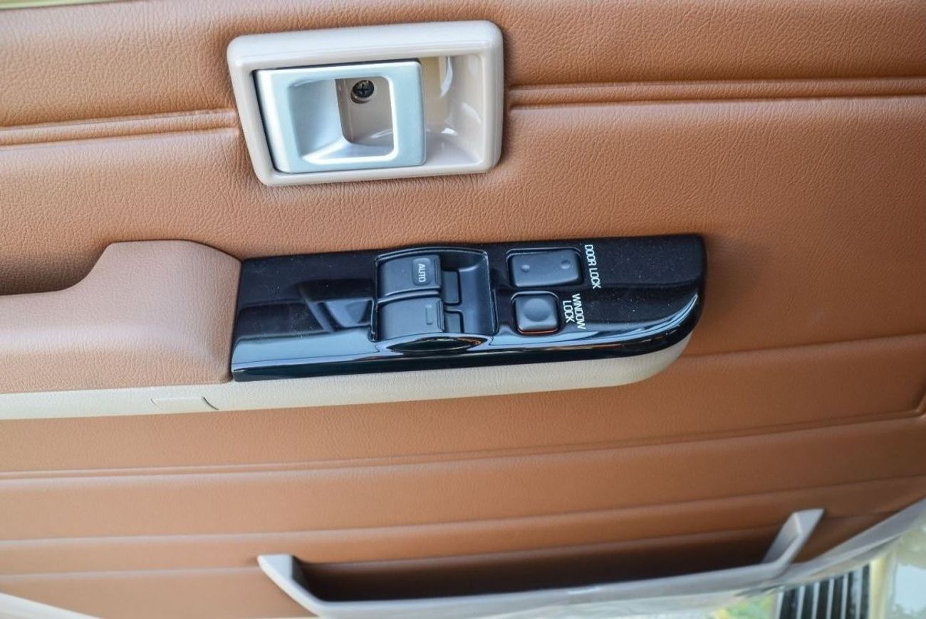 تويوتا لاند كروزر TOYOTA LAND CRUISER 71 SERIES 4.0L 4WD AT PETROL SUV 2024