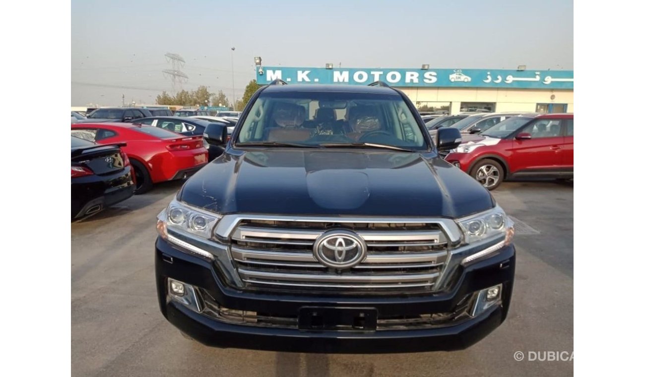 Toyota Land Cruiser LAND CRUISER VXR 2020