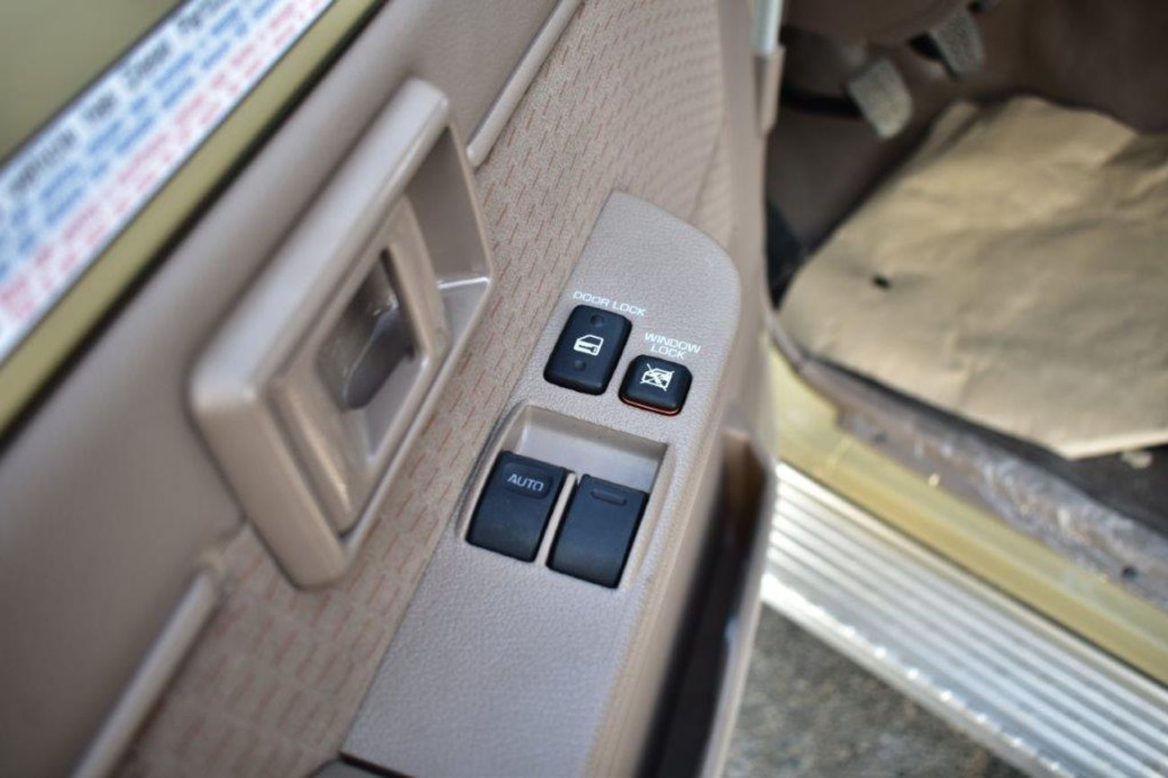 تويوتا لاند كروزر بيك آب 2025 MODEL TOYOTA LAND CRUISER SINGLE CAB PICKUP DLX 2.8L DIESEL 4WD 3-SEATER MANUAL TRANSMISSION –